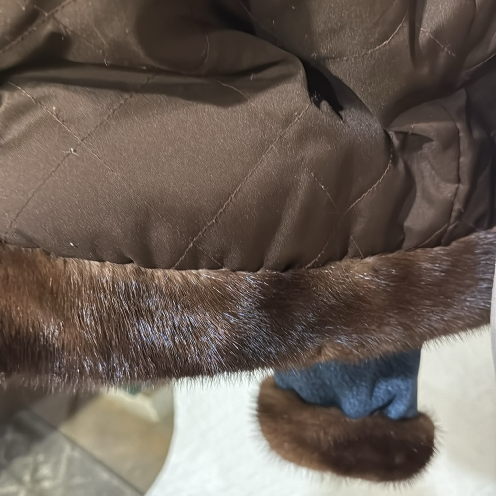 Custom Genuine Mink Lined Jean Jacket XL Pit To Pit 20” Shoulder To Waist 23” - Picture 7 of 9